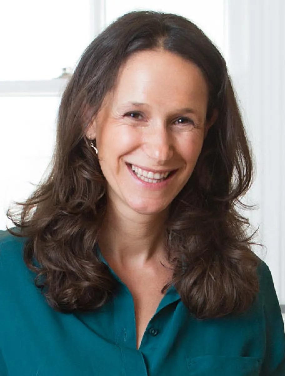 Picture of Dana Gunders